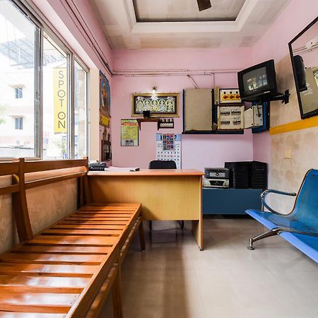 Hotel O K.S.Lodge Tribhuvanam Exterior photo